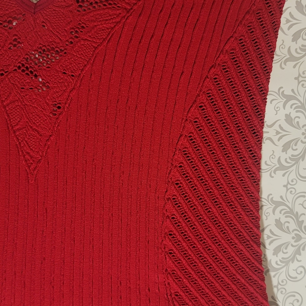 Red Textured Bodysuit - Picture 4 of 4